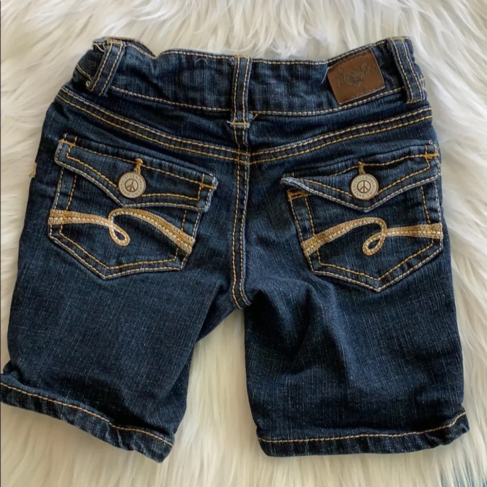 JUSTICE‎ jean shorts size 6 regular excellent cond